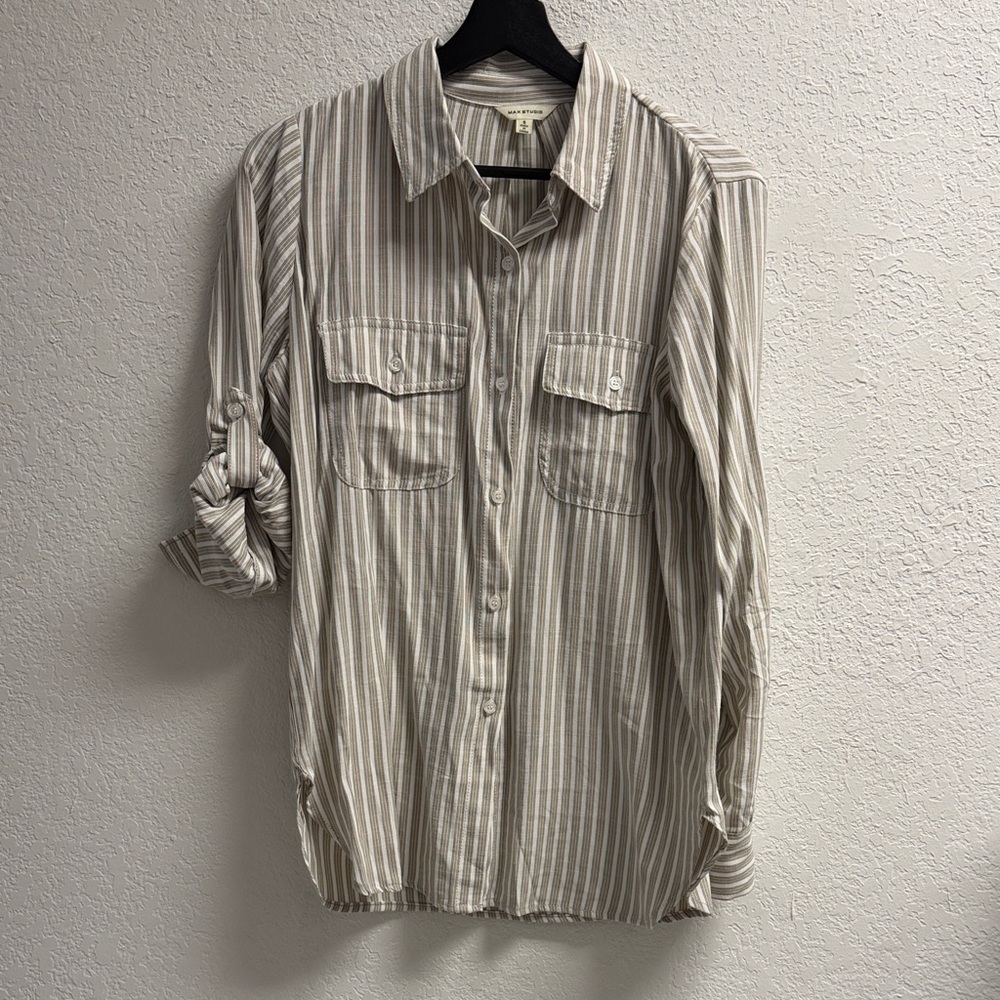 NWOT- Max Studio Striped Tan Black pinstripe Button-Up Shirt SM
